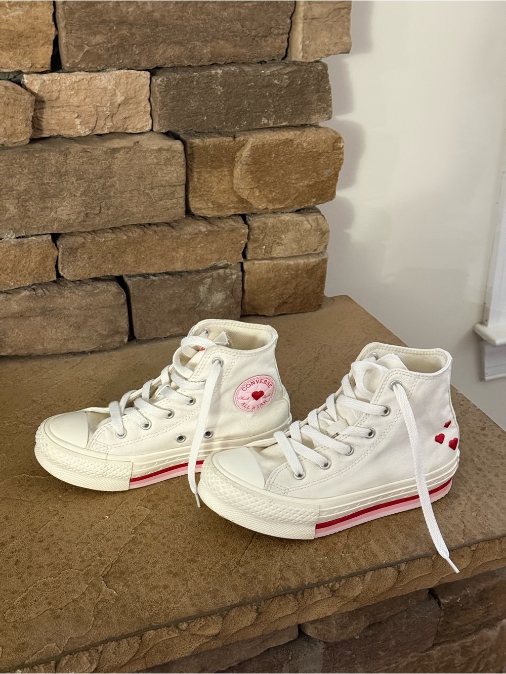 Converse Kids' White High-Top Sneakers with Red Heart Detail size 1.5